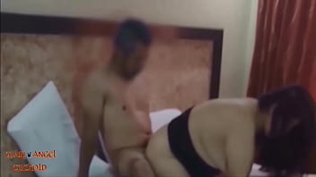 Mi Esposa Cogiendo Con Mi Amigo - latina, ass, milf, blowjob, slut, doggystyle, amateur, homemade, wife, chubby, housewife, couple, bb - Video 245806