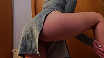 Estilo Perrito Con Mi Hijastra Mientras Su Novio La Espera Para Ir Al Cine