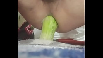 Sentando Na Abobrinha - big-cock, gay-anal, gay-masturbation - Video 280628