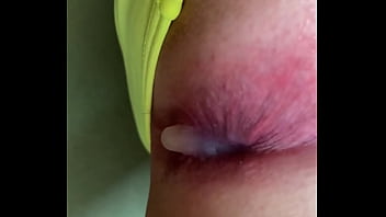 Levando No Pelo De Bikini