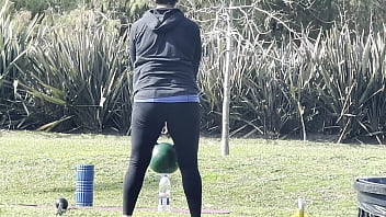 Haciendo Ejercicio En Publico