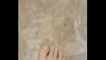 Dirty Floor, Yummy Feet