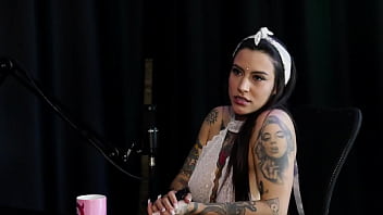 Gosta De Fazer Um Boquete Babado, Teve O Gang Bang Reverso, Já Realizou Quase Todos Os Fetiches E Adora Inversão - Lexi Mallet (sheer/red)