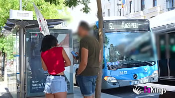 No Summer Without A Kiss!! Sexy Mature Sandra Wants Random Men To Fuck Today