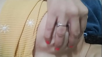 Peito Bicudo Da Esposa