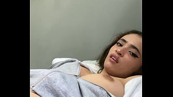 Cute Teen Girl Masturbating - Nessaacxx