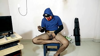 Watching A Best Porn In Mobile And Masturbate A Dick