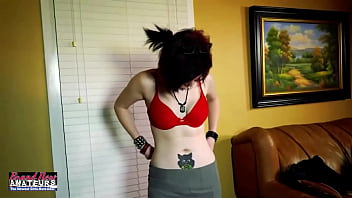 Marci Spreads Her Light Skin Legs _ Lets That Guy To Vibe Her Cunt!