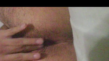 Me Vengo Metiéndome El Dedo