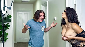 Step Mom.. All My Friends Will Watch This Wtf - Lola Pearl | Imylf