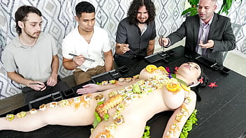 Cooking Up A Storm In Their Pants (freeuse Chef) - Suki Sin | Freeusema