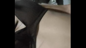 Trevesti Sale De Paseo En Lenceria De Noche