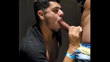 Mamei E Dei Gostoso Na Balada