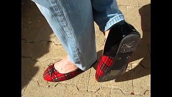 Public Shoeplay By Isabelle-sandrine