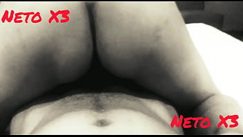 Esposa Compartida Montando