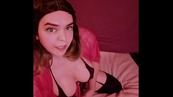 Lesli Jugando Con Su Pene