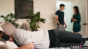 Huge Tits Milf Stepmom Lexi Luna Fucks Stepson In The Same Room As Husband