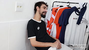 Comi Meu Parceiro Do Futebol No Vestiario!