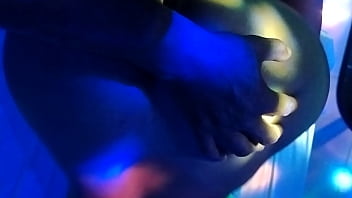 Pegando A Morena De Quatro - oral, morena, chupando, de-quatro, rola-grossa, na-cama - Video 203811