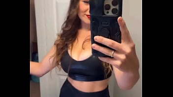 Good Morning ? ️? Happy Fkn_ Friyay! #gymgirl #fitnesslifestyle #nsfw #fitnssmodel #tightsvideos