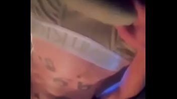 Flaco De Buena Verga Lo Graban Mientras Se Baña