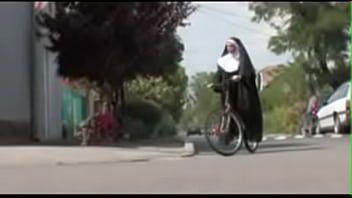 Collection Jennifer Toth Nun Dp Xh