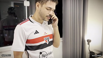 Trai Meu Namorado Com Melhor Amigo Dele - Assista Completo