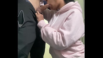 Mamando Na Famosa Escada Do Prédio