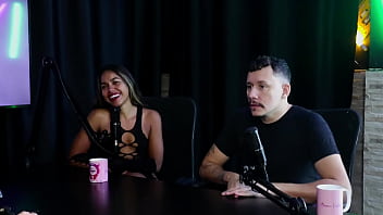 Viveram Uma Vida Oculta No Começo, Pegavam Todo Mundo Em Baladas, E Tinha Medo Nos Atendimentos - Casal Kaliente (sheer/red)