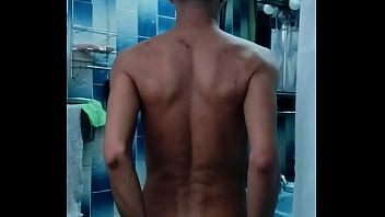 Tomando Una Ducha - shower, big-ass, mexicano, gaysex - Video 210973