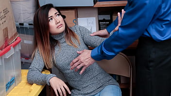 Officer Discovers Stolen Goods In The Teen' Personal Bag - Perp4k