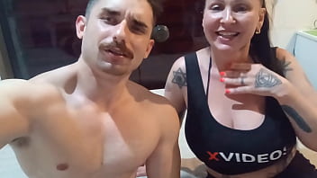 Coroa Gostosona Conhecendo Meu Pau, Eu Seus Peitos Fartos