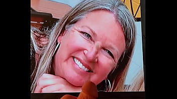 My Exs Hot Mom. I Want To Taste Her Pussy.