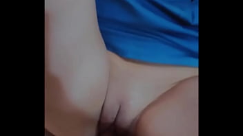 Hermosa Morrita Preciosa Siendo Chingada Por Su Mejor Amigo Y De Su Novio Por Tener Que Pagarle Un Dinero Al Chico.