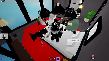 Furrita En Busca De Sexo Es Fuertemente Penetrada Por Un Albino