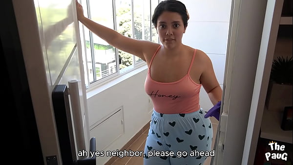 Fui A Limpiar La Habitación De Mi Vecino Y Se Emocionó Al Darme El Masaje