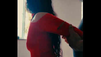 Prima Lejana Viene De Vacaciones La Muy Puta Solo Viene A Follar