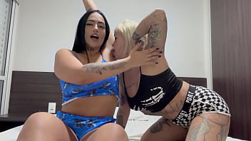 Tesão Na Minha Amiga