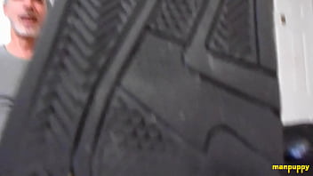 Dilf Richard Lennox Show Off His Bare Feet