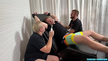 Matt And Ryder Join Forces To Tickle A Good Sport Loborud