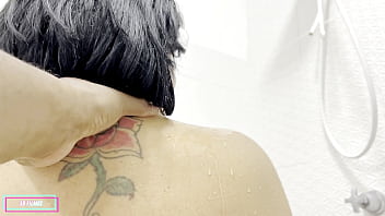 Peguei Minha Mulher Lavando A Buceta Para O Seu Amante