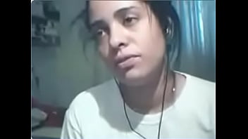 Professora Porn_ Daniela Safada Tira A Calça Mostrando A Bucetinha Peludinha Dela Toda Molhada Bate Siririca E Pega O Vibrador Para Se Fuder Com Aquela Cara De Pervertida Depravada Dela