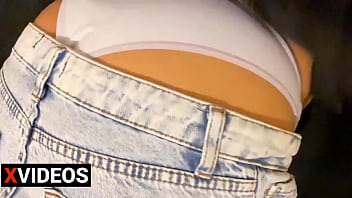 Asi Me Follo A Mi Hermanastra Culona Aprovechando Los Pocos Momentos En Casa Sola Para Cogermela Bien Rico.