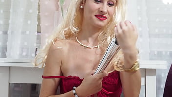 Blonde Ariel Ortiz Got Horny For Her Stepdad And Masturbated For Him With Her Biggest Luxy Vibrator