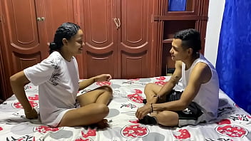 Me Follo A Mi Hermanastra Hasta Que Ella Tenga Eyaculacion