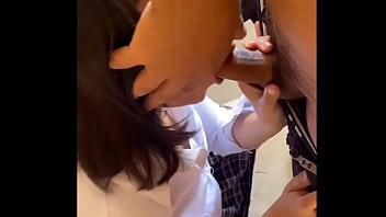 Chingando Con Mi Mejor Amiga De La Universidad Yo La Ayudo Con Su Materias En Cambio De Sexo Anal Asi Gime De Rico.