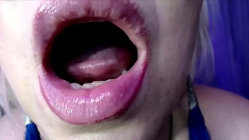 A Mature Lady With Glasses Takes Off A Yellow Dress In Private And Plays With Her Mature Pussy...