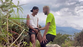 I Was Masturbating And This Guy Arrived And We Ended Up Fucking In The Middle Of The Road