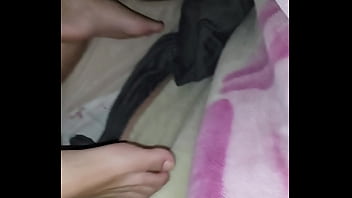 Peguei Cedo Pela Manhã Esfreguei E Joguei Pra Dentro...