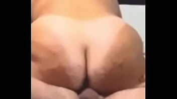 Cavalgando, Gemendo E Gozando Muito Na Pica Do Marido!